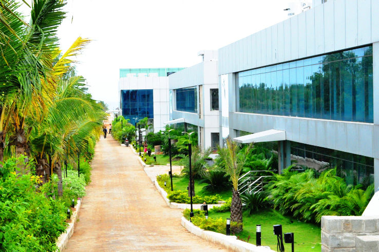 4. The country Club Jade Resort